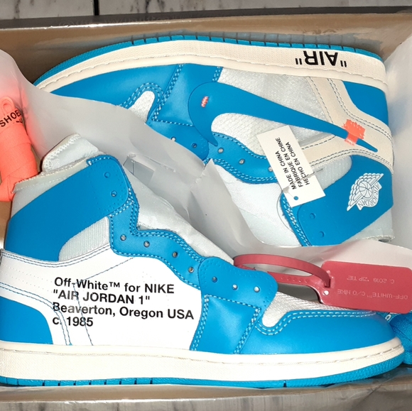 AIR JORDAN 1 OFF-WHITE UNC - Picture 7 of 16